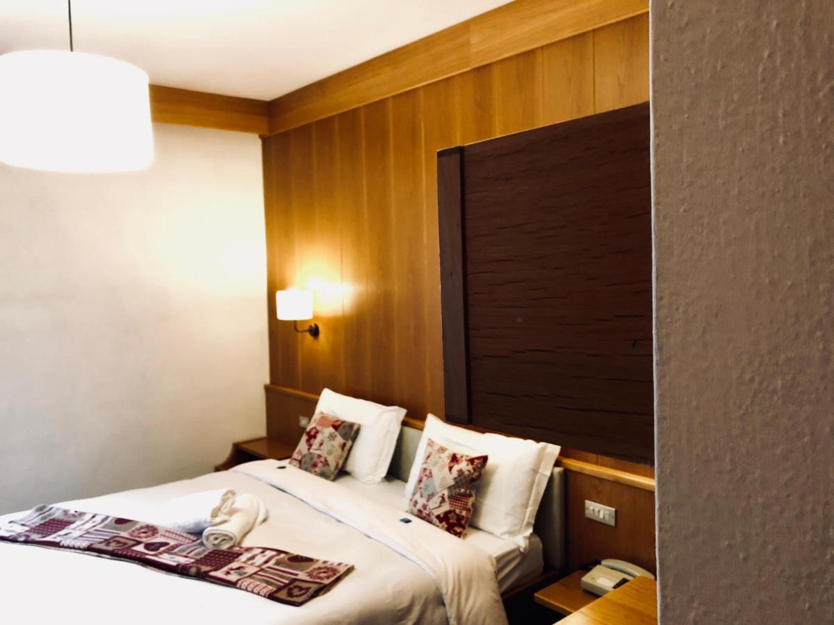 Al Piccolo Hotel Vigo di Fassa Esterno foto