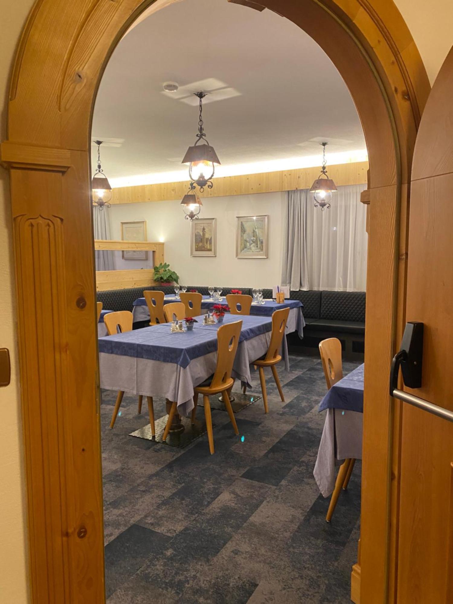 Al Piccolo Hotel Vigo di Fassa Esterno foto