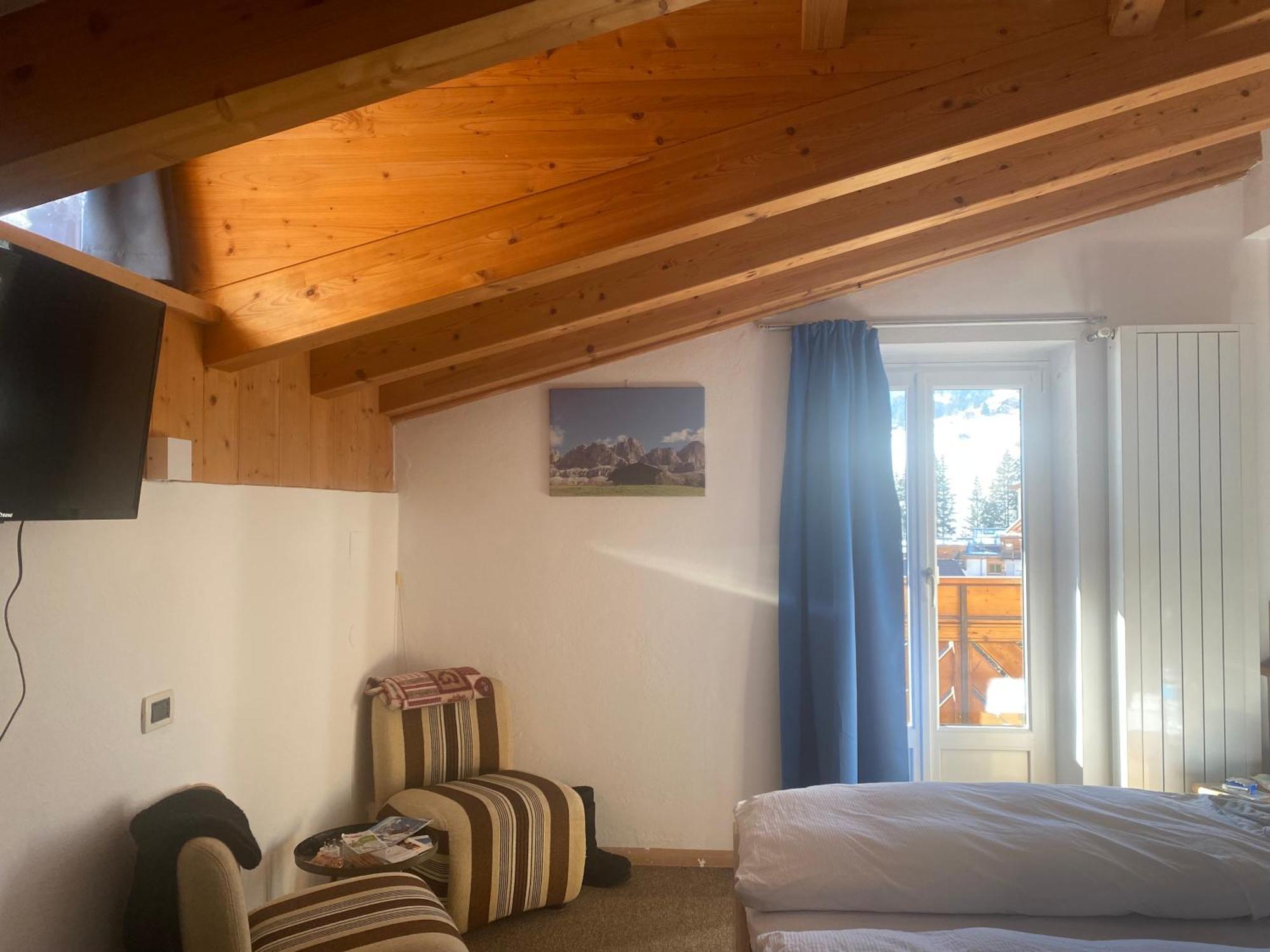 Al Piccolo Hotel Vigo di Fassa Esterno foto
