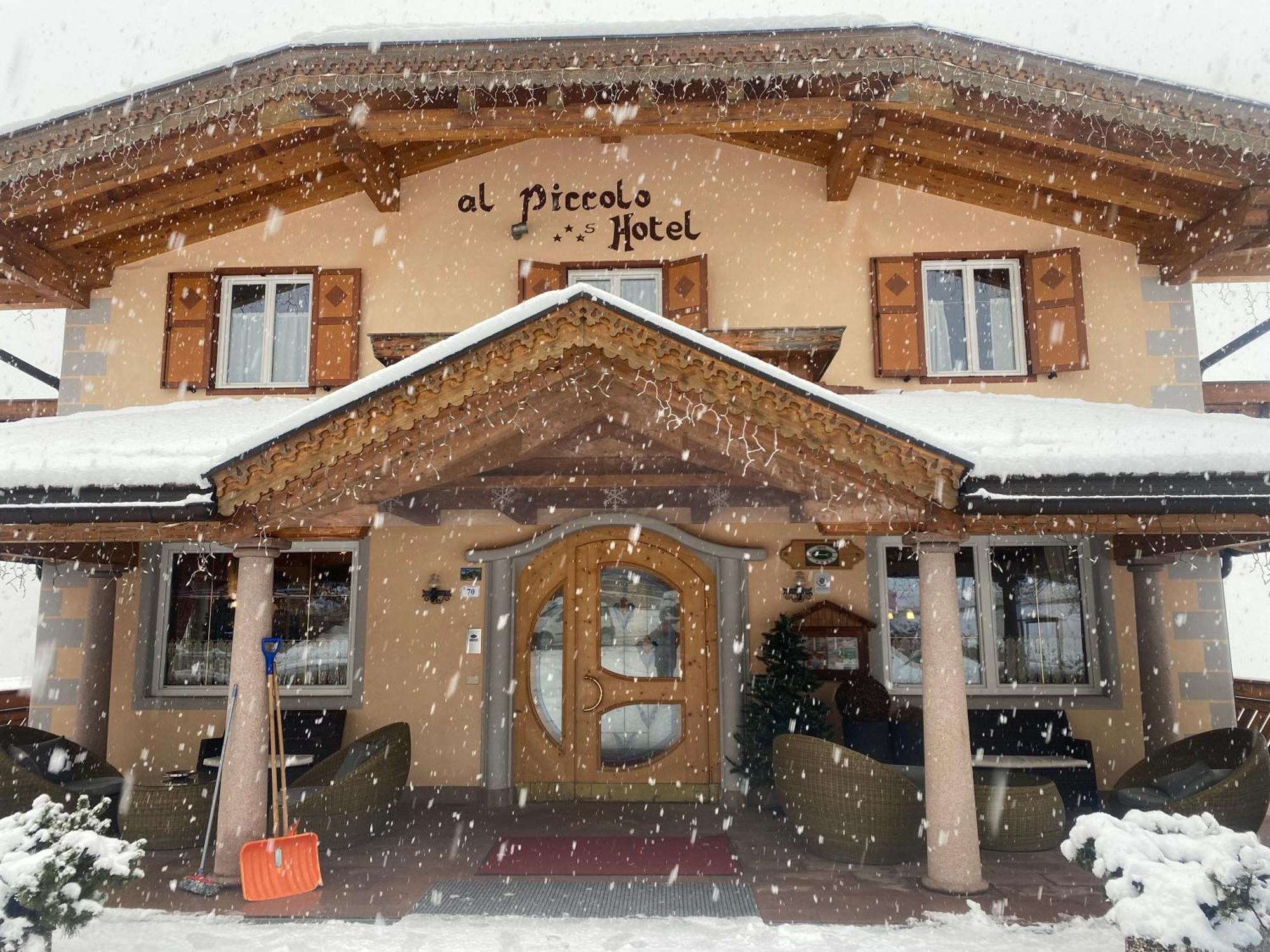 Al Piccolo Hotel Vigo di Fassa Esterno foto