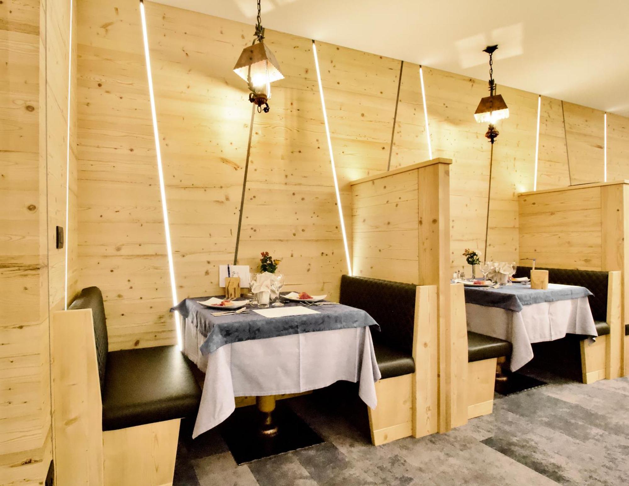 Al Piccolo Hotel Vigo di Fassa Esterno foto