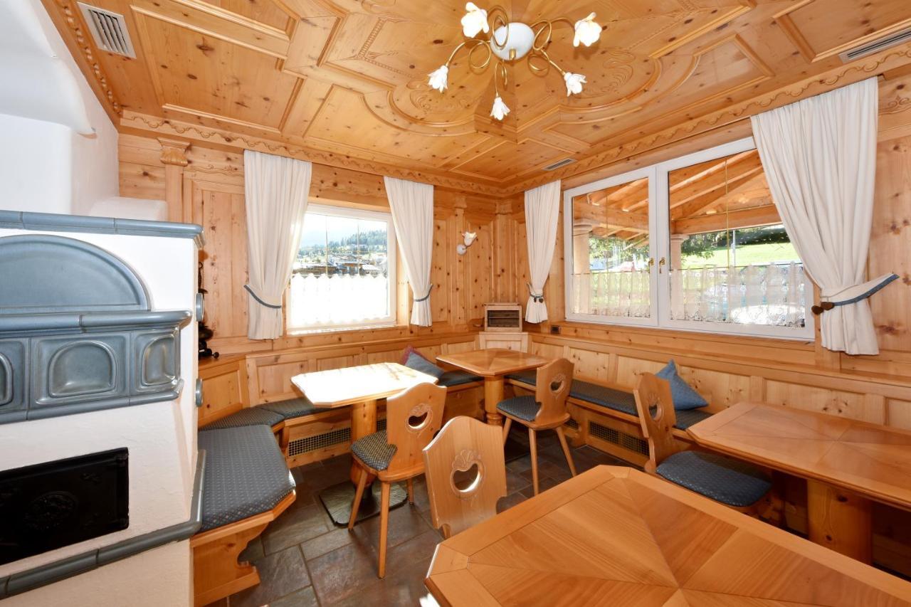 Al Piccolo Hotel Vigo di Fassa Esterno foto