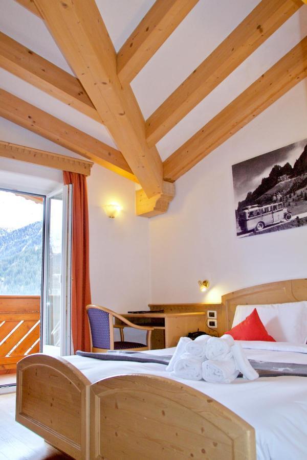 Al Piccolo Hotel Vigo di Fassa Esterno foto