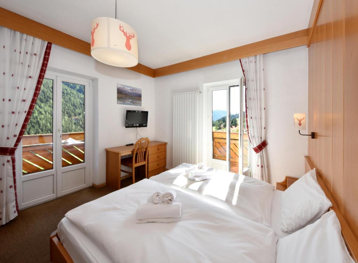 Al Piccolo Hotel Vigo di Fassa Esterno foto